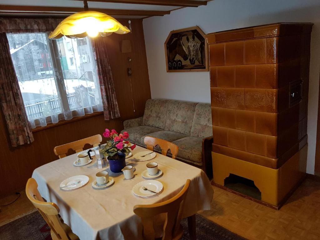 Villa Nostalgisches Ferienhaus - Bergheimat , Stille und Einfachheit Linthal Exterior foto